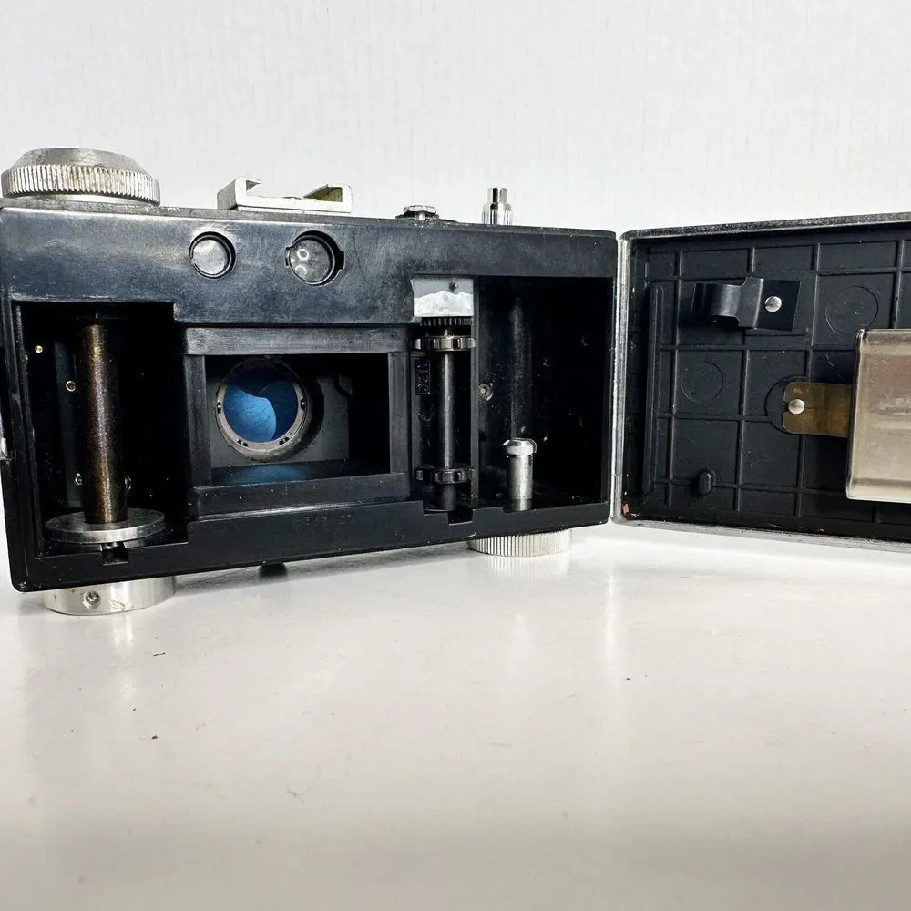 ARGUS C CAMERA~ 